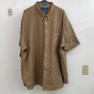 Very nice quality men’s 4XL tall short sleeve dress top